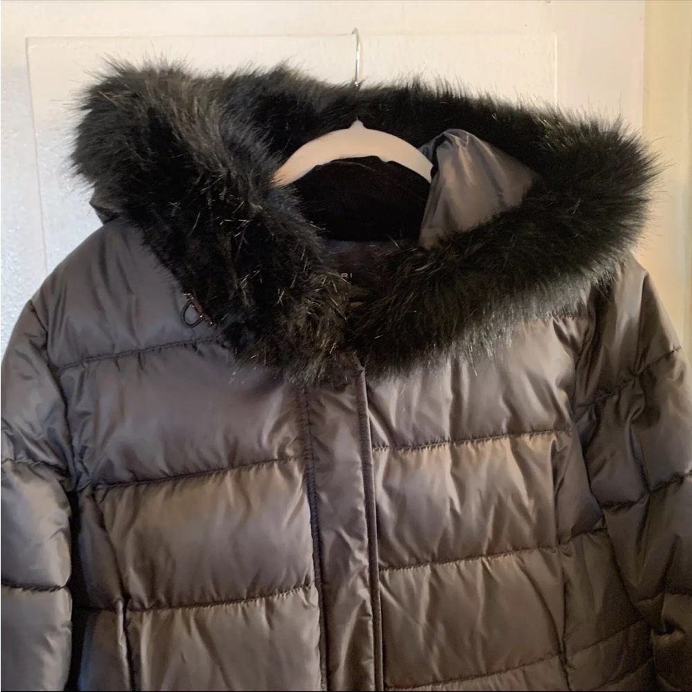 Elie Tahari Black Puffer Coat with Fur Trim - Picture 6 of 12